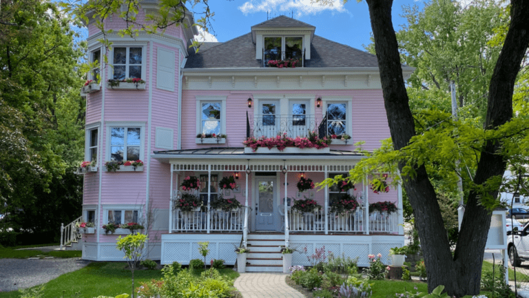 Maison Rose